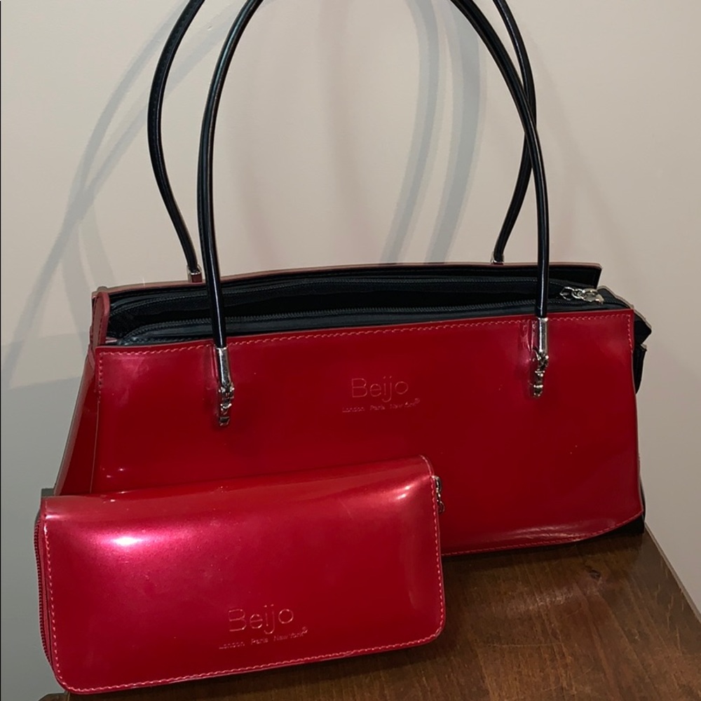 ‼️BUY NOW‼️ BEIJO purse and matching wallet